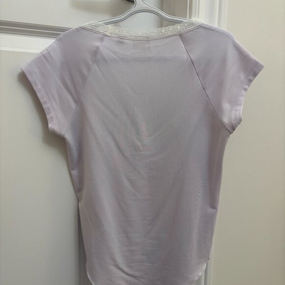 Aritzia Wilfred Proximity Cap Sleeve T-Shirt in Ice Lavender - Picture 5 of 8